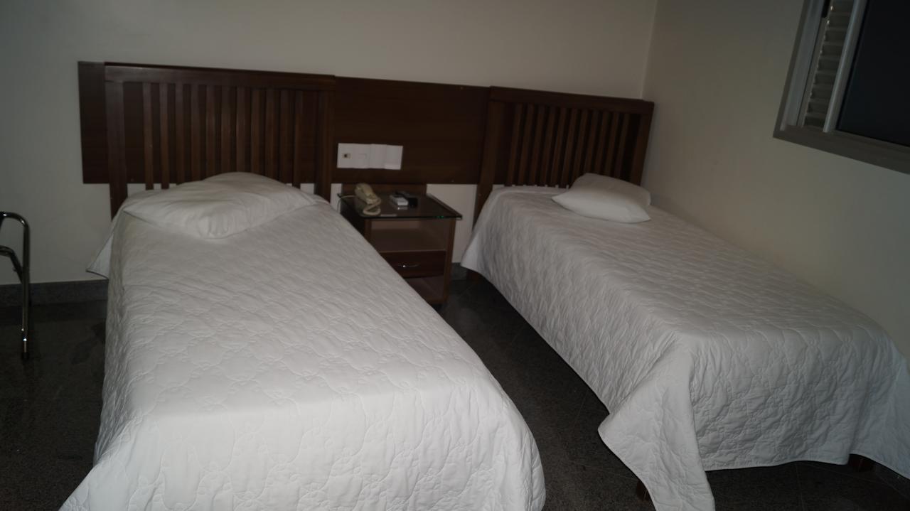 Lindóya Hotel Catalão Buitenkant foto