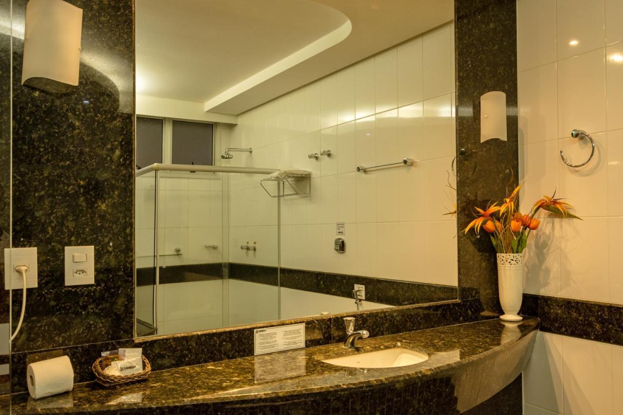 Lindóya Hotel Catalão Buitenkant foto
