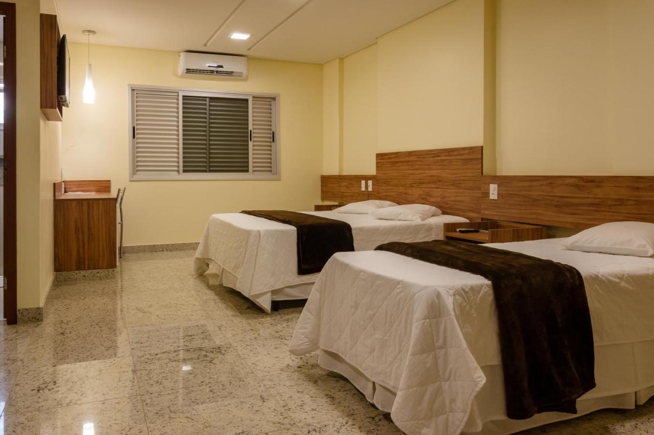 Lindóya Hotel Catalão Buitenkant foto