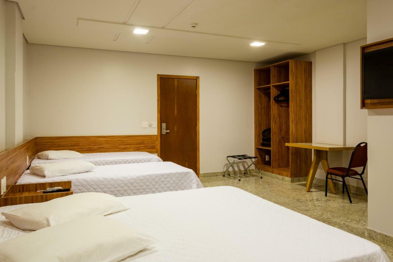 Lindóya Hotel Catalão Buitenkant foto