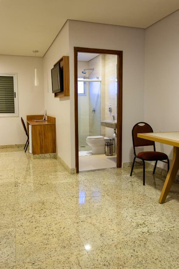 Lindóya Hotel Catalão Buitenkant foto